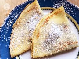 Le crepes a forno sono un primo raffinato, apprezzato anche dai bambini. Ricetta Crepes Dolci Alla Nutella Ricette Al Volo