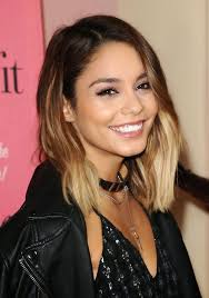 Let S Take A Look For The American Actress Vanessa Hudgens But With Blonde Hair Enjoy Image Source Pinterest Kapsels Haar Beroemdheden