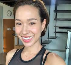She is the daughter of mary lo (mother) and. Liv Lo Biography Age Facts Family Life Of Henry Golding S Wife