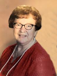 Janet Tower's Instagram, Twitter & Facebook