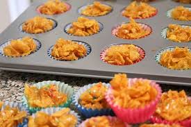 Siapa di sini penggemar setia biskut madu cornflakes? Resepi Honey Cornflakes