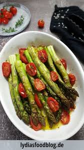Gruner Spargel Mit Tomaten Aus Dem Ofen Einfaches Rezept Em 2020
