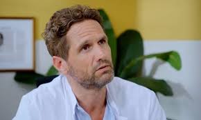 Ein weiteres Gesicht ist in Staffel 4 von "Die Landarztpraxis" zu sehen!  "Oliver Franck" schlüpft erneut in die Rolle des Arztes "Dr. Fabian Kroiß  ". Freut ihr euch schon auf ihn & auf die Geschichten ...