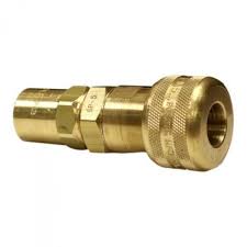 The 1/2 stainless steel quick disconnect fittings are used to easily remove the spray gun from the hose. Hanson Head Quick Coupler Solutions Pest Lawn