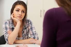 Ab wann sollte man zum frauenarzt? Erstes Mal Beim Frauenarzt Das Passiert Beim 1 Besuch