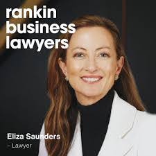 Eliza Saunders's Instagram, Twitter & Facebook