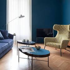 Nelson has an open space below the cushion to place baskets for additional. Contemporary Coffee Table Nelson 05 Airnova Metal Round Oval