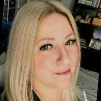 Lisa Steidl's Instagram, Twitter & Facebook