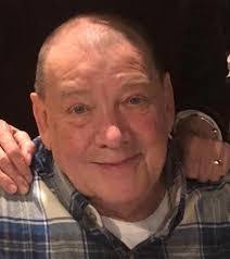 Robert Koos's Instagram, Twitter & Facebook