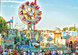 Es gibt das frühlingsfest (märz, april), einen sommerdom (juli, august) und einen winterdom (november, dezember). Hamburger Dom Ab 22 03 19 Drei Hamburg Neuheiten Fur Gross Und Klein Alsterrundschau