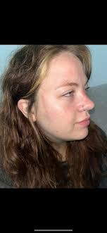 Dee Bush's Instagram, Twitter & Facebook