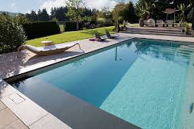 Compass Carbon Ceramic Pools Xl Trainer In 2020 Schwimmbader Hinterhof Pool Fur Kleinen Garten Schwimmbader