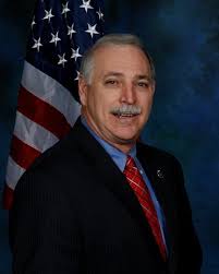 The Decatur Police Department extends our deepest condolences to the family  of former Decatur Police Captain Dwight Hale. We are forever grateful for  his commitment and dedication to the department and our