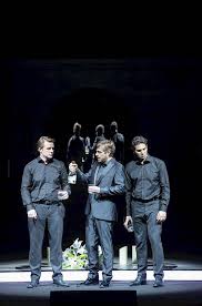 This, as well as mozart's financial difficulties and reputational difficulties for da ponte, meant that much was dependent on così fan tutte's success (p.138). Cosi Fan Tutte Oper Opernhaus Zurich
