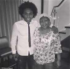 The two were very close. Willian To Miss Chelsea S Game With Leicester Following The Death Of His Mother Prime News Ghana
