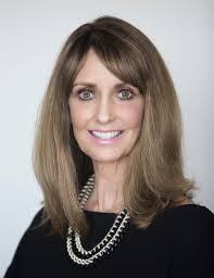 Lisa Streit's Instagram, Twitter & Facebook