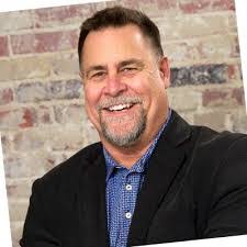 Erik Davison's Instagram, Twitter & Facebook