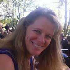 Rowan Carroll (@RowanCarroll)