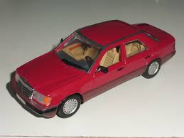 1 43 Mercedes Benz 230e W124 Minichamps Mercedes Benz Models Mercedes Benz Benz