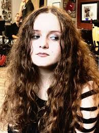 Sara Music's Instagram, Twitter & Facebook