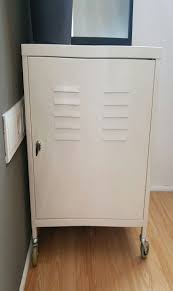 Ikea Schrank Weiss Gebraucht Ikea Ps Schrank Weiss Abschliessbar In In 2020 Ikea Ps Schrank Ikea Schrank Ikea Schrank Weiss