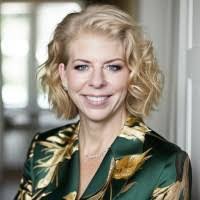 Amy Bigbee's Instagram, Twitter & Facebook