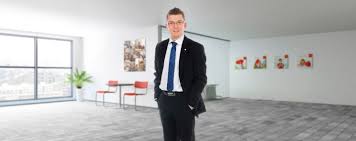 Besuchen sie uns in unserer geschäftsstelle wüstenrot. Rene Born Ihr Wustenrot Berater In Erlangen
