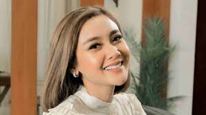 Check spelling or type a new query. Ini Dia Janda Cantik Cari Jodoh Nggak Harus Kaya Dan Ganteng Telisik Id