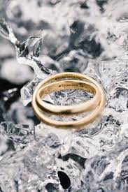 Would You Elope To Iceland If Your Wedding Photos Looked Like This Wedding Photos Wedding Rings Engagement Wedding Ring Styles