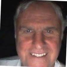 Why Hierarchies Can Outperform Networks (And Vice Versa)