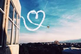 45 prozent der menschen ohne hochschulabschluss würden demnach täglich ihre liebe. Ich Liebe Dich 40 Ideen Wie Du Es Noch Schoner Sagen Kannst Lovomi