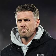 Elliot Griffiths (@EllGriff_)