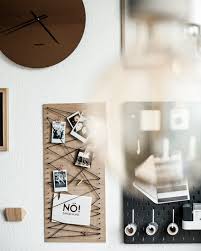 Pin Your Polaroid Memo Board Mal Anders Tiffy Ribbon Erinnerungskiste Ikea Skadis Memo Boards