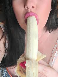 Get a glimpse of Fallon's sensational melons - uncensored and hot