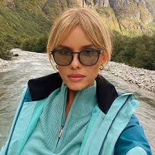 Chicas lindas con shop lentes de sol