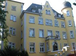 < bitcoin kaufen + die top coins litecoin, ethereum, ripple etc. Im Haus Broich Gehen Bald Kinder Zur Schule