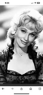 Pointy bras in 1870s Old West fashion