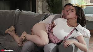 Babysitter - Ellie Nova - EPORNER