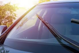 Si votre contrat d'assurance automobile comprend la garantie bris de glace. Pare Brise Entretien Reparation Et Prix Vroomly