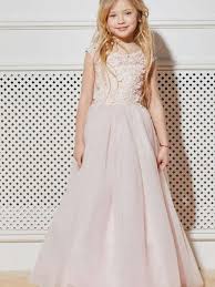 Whether you love lace adornments, ruching, appliqués, bows or beading, we have a variety of bridesmaid gowns for beach wedding you can buy. Junior Bridesmaid Dresses For Beach Wedding Fashion Dresses