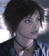 Alice Cullen Necklace Crest | Alice cullen, Alice twilight, Alice and jasper