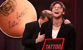 Harry styles gets a late late tattoo on the late late show with james corden on december 2, 2015 Amber Is A Penguin On Twitter Just A Little Reminder That Harry Styles And Ashton Irwin Have Matching Late Late Tattoos