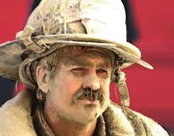 Gender wage gap still favors men here, nationwide