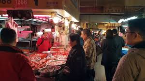 Market (demand for a commodity or service). èµ°éŽ42å¹´ ç'°å—å¸‚å ´æ˜Žå¤©è¬å¹• ä¸­è¯æ—¥å ± ä¸­è¯æ–°èžé›²