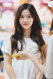 유명한 애교송들의 원작자이기도 한데, 특유의 사랑스러운 애교송을 많이 만들어냈고 효정이. 180601 Icn ì¶œêµ­ Ohmygirl Hyojung ì˜¤ë§ˆì´ê±¸ íš¨ì • ì—°ì˜ˆì¸ ì•„ì´ëŒ