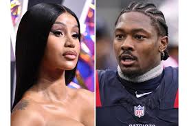 Cardi B is pregnant with her 4th child. It will be her 1st with Patriots  wide receiver Stefon Diggs