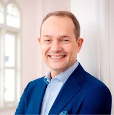 After 21 years working across various finance roles and almost 10 years as  CFO International, last week was my final week at Avis Budget Group. It has  been an incredible journey and