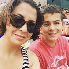 Michele Bonewell (@TXMicheleB)