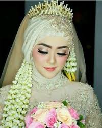 Sewa baju pengantin muslimah modern, make up wedding muslim, rias muslimah, gaun pengantin muslimah modern elegan. 120 Ide Pengantin Muslim Pengantin Muslim Pengantin Pengantin Wanita