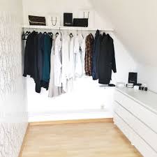 Willkommen In Meinem Ankleidezimmer Ankleide Zimmer Kleiderschrank Fur Dachschrage Begehbarer Kleiderschrank Dachschrage